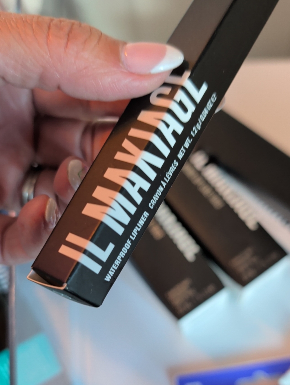 IL MAKIAGE Black Lip Liner Pencil